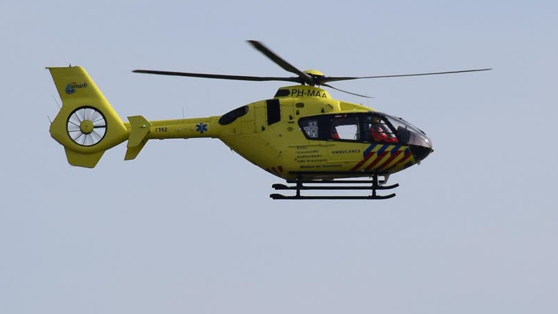 Automobilist zwaargewond bij eenzijdig ongeval