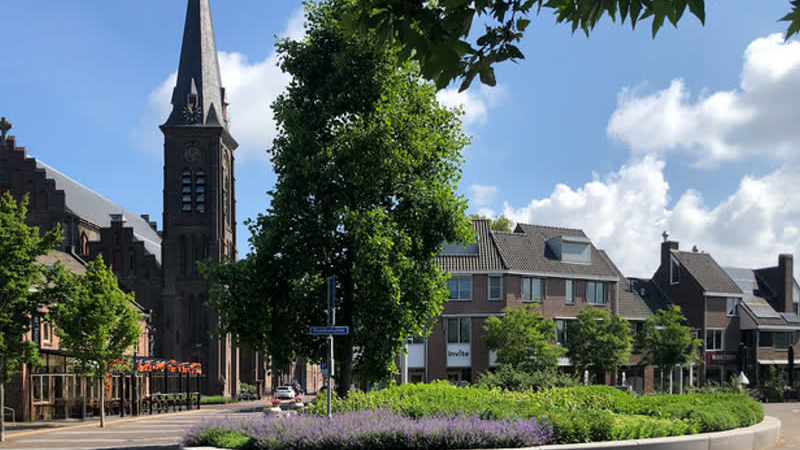 Sfeervolle verlichting in Reuver en Bösdael tijdens donkere dagen