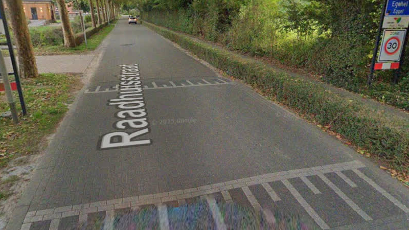 Gemeente reageert op meldingen over hoge verkeersdrempel bij moskee in Panningen