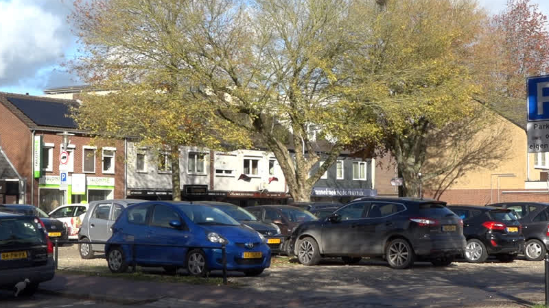 Parkeerplaats voormalig postkantoor Panningen aangepakt