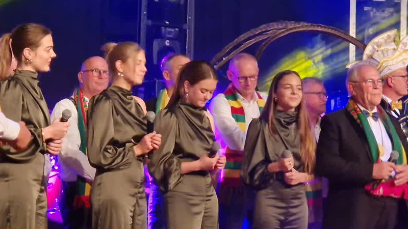 Liedjesaovend Windjbuujels gewonnen door Linsse vlaetjes