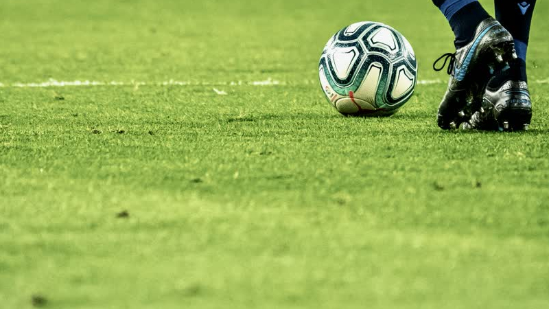 Maasbreese Thomas Janssen (17) maakt officieel debuut bij VVV-Venlo