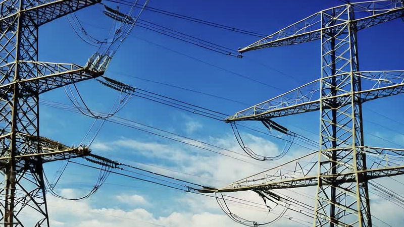 Voorbereiding gestart voor vernieuwing hoogspanningslijn door Peel en Maas