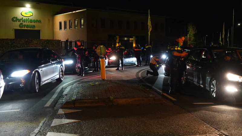 Meer dan 1000 boetes uitgedeeld bij illegale carmeeting in Maasbree en Horst