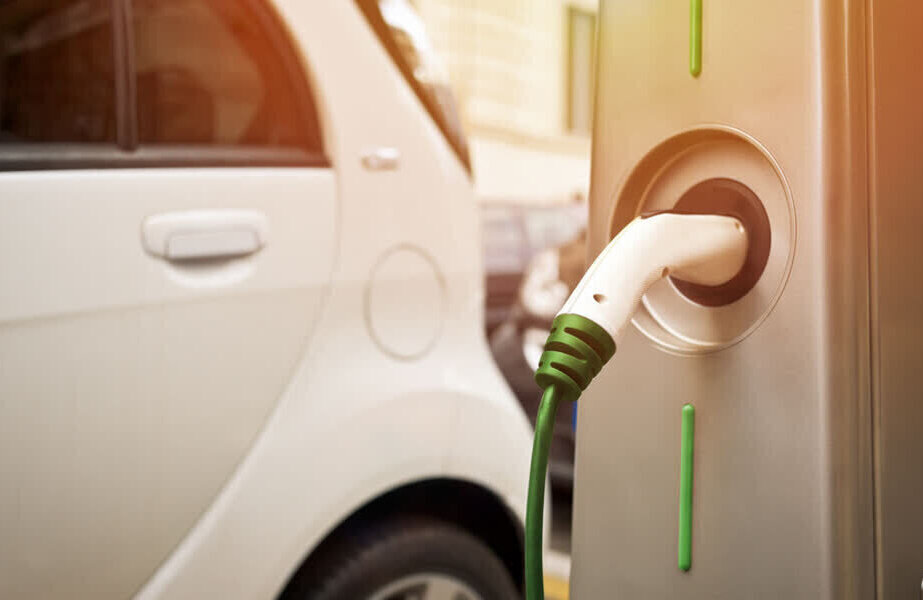 Elektrisch opladen stock
