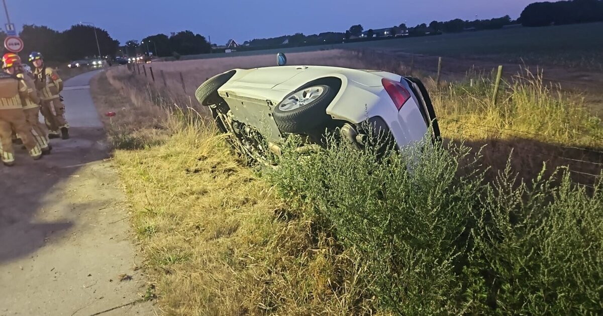Verkeersongeval op Ninnesweg in Panningen, hulpdiensten massaal ingezet
