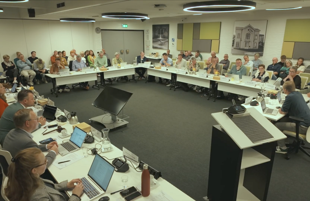 Raadzaal vergadering Beesel.png