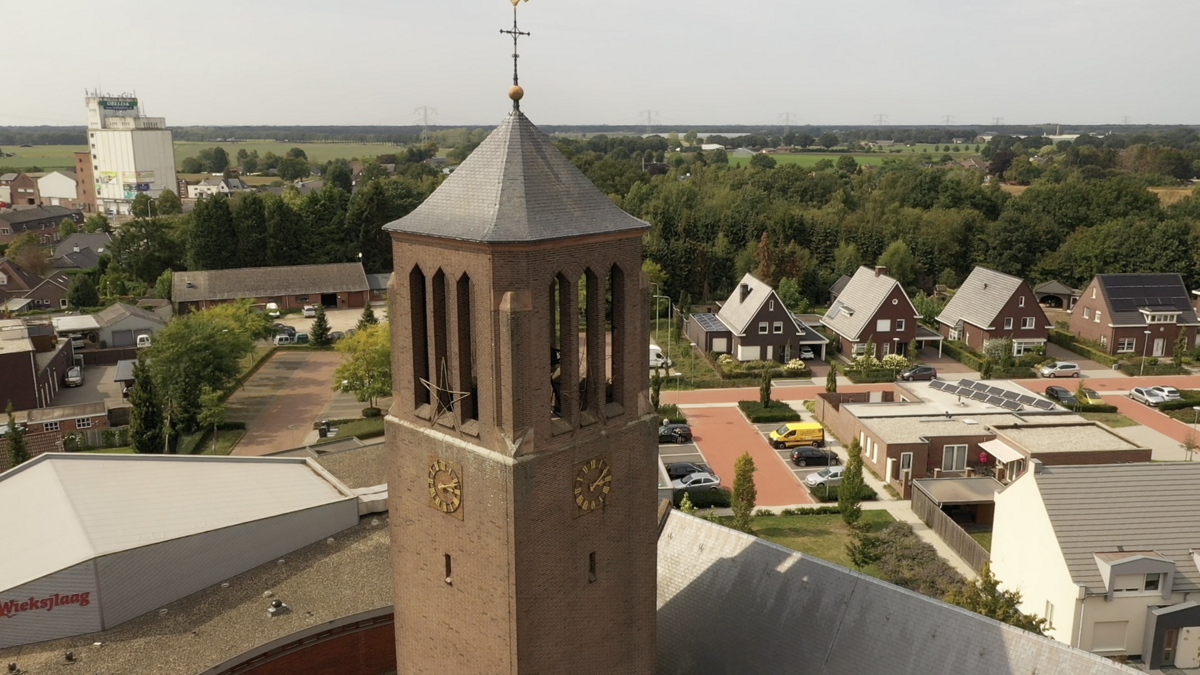 Kerk Beringe drone.png