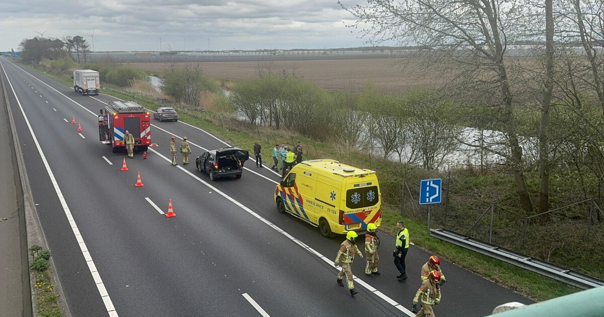 Vermoedelijke spookrijder veroorzaakt crash op A67 bij Sevenum en Maasbree