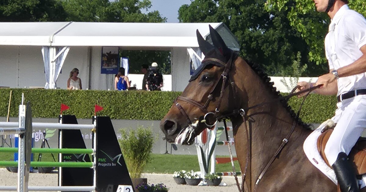 Lars Kersten wint Grote Prijs bij JPM International