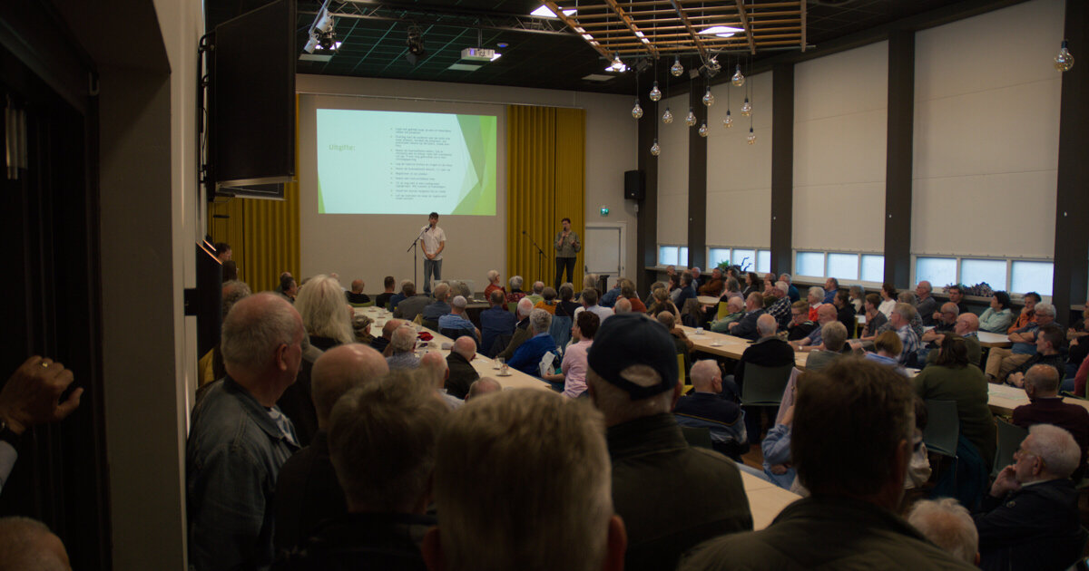 Grote belangstelling voor voorlichtingsavond Aziatische Hoornaar