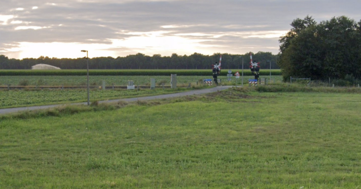 Spoorwegovergang Hovergelei wordt toegankelijk voor gemotoriseerd verkeer