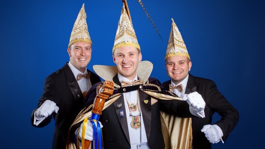 Trio Cv de Drake 26.jpg