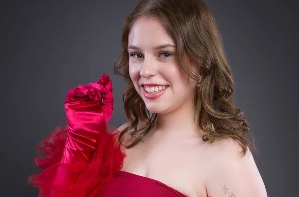 Meijelse Iris (22) strijdt om titel Miss Eleganza 2026