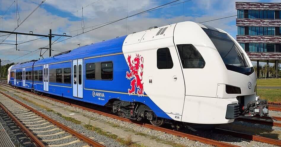 Geen treinen tussen Venlo en Reuver na aanrijding op het spoor