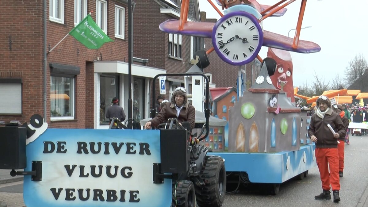Optocht Reuver 2026