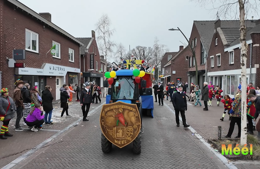 optocht meijel.png
