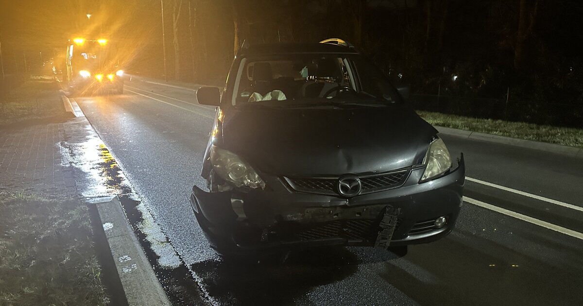 Frontale aanrijding op Napoleonsbaan: weg volledig afgesloten