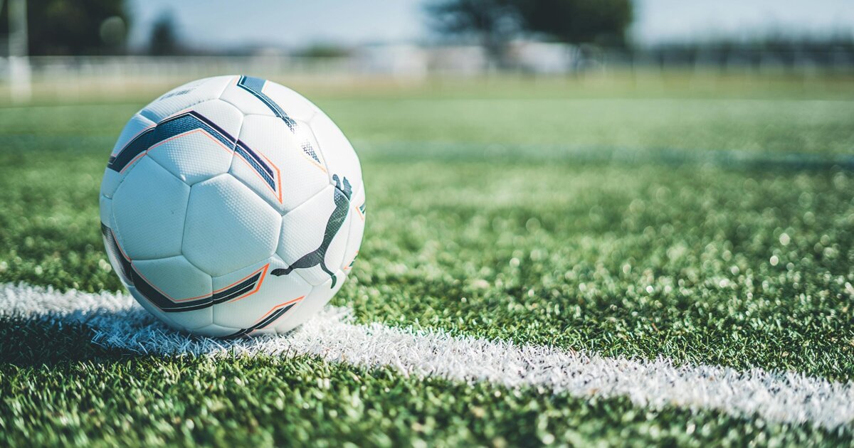 Uitslagen amateurvoetbal: belangrijke zeges en spannende strijd onderin