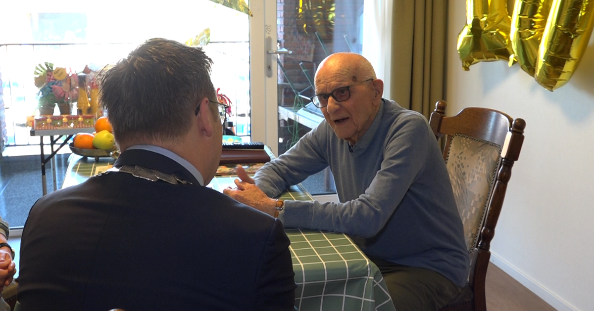 Lod Koopmans (100) blikt terug op een leven getekend door oorlog en veerkracht