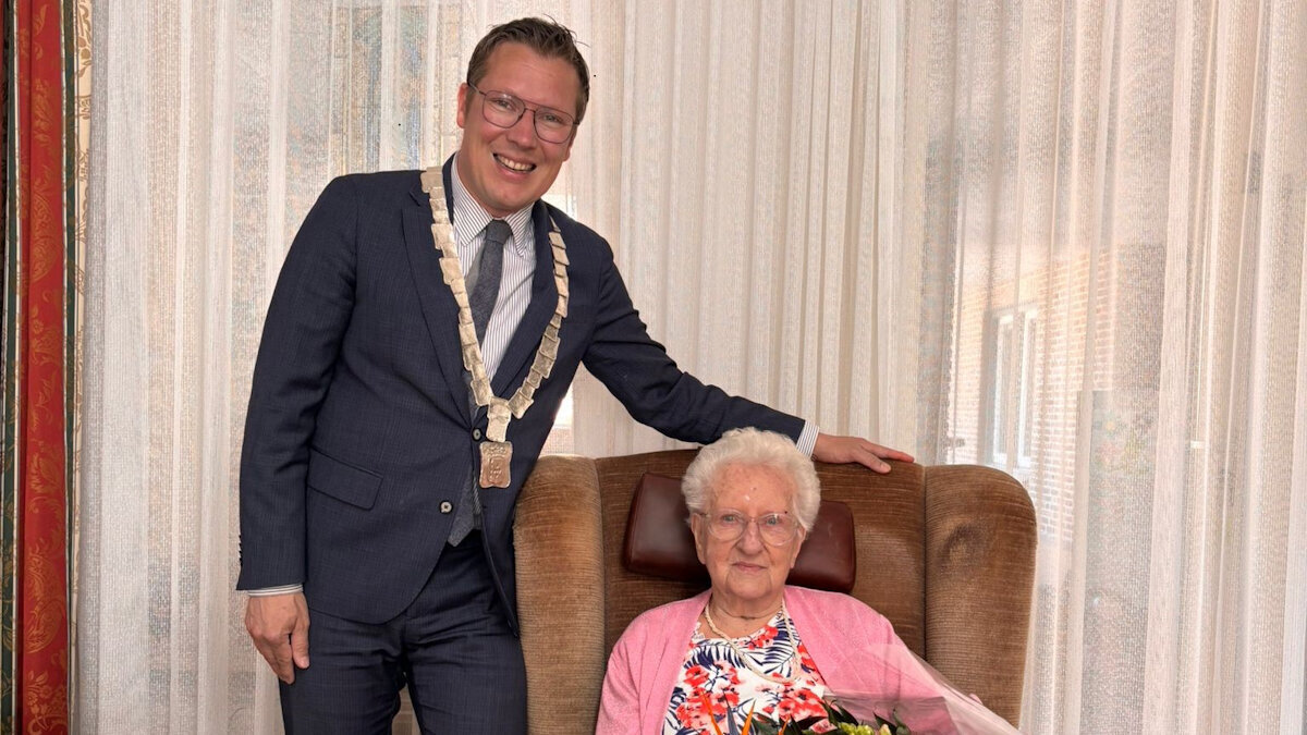 100 jaar.jpg