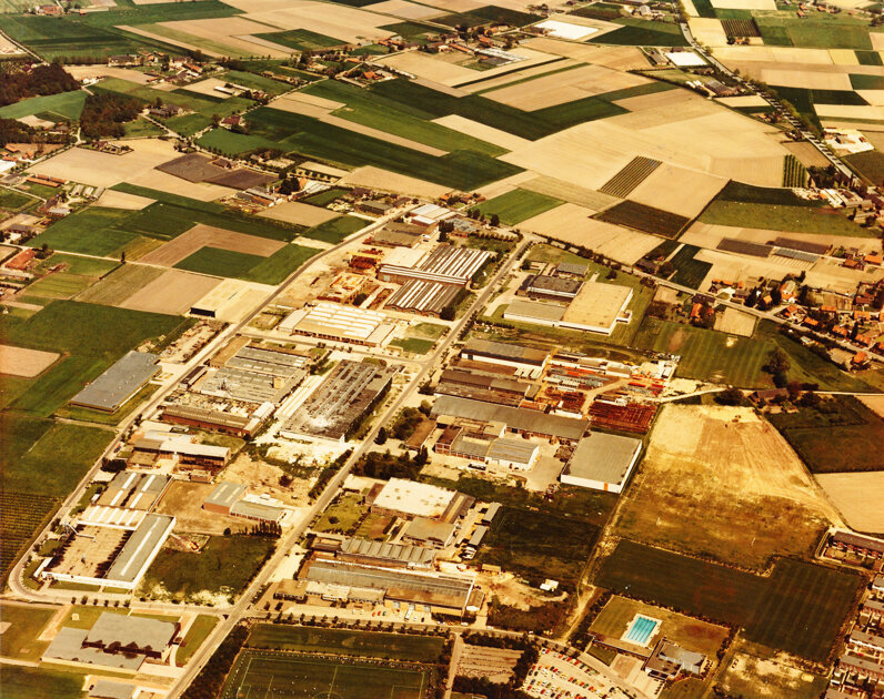 Speciale editie van Gluren bij de Buren over industriële geschiedenis Panningen