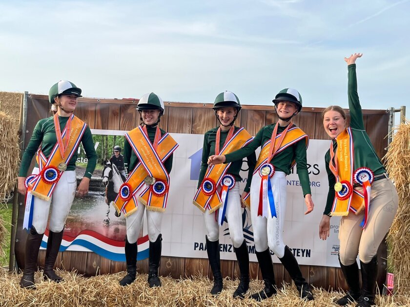 Elise Dekker uit Maasbree Nederlands kampioen eventing