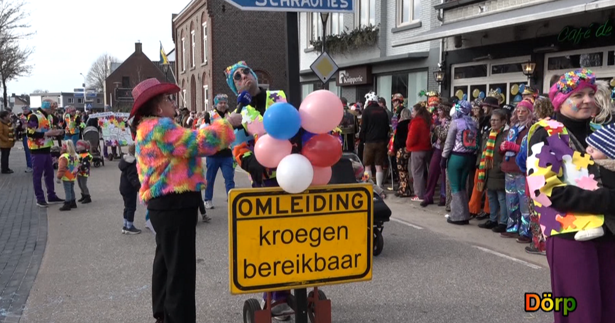 Helden opent carnavalsoptochten met ‘Zoe doon wae det’