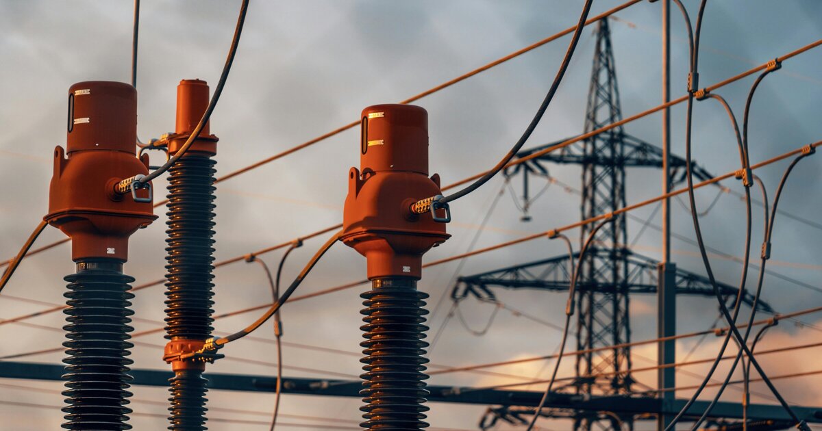 Enexis past beoordeling stroomaanvragen aan door volle elektriciteitsnetten