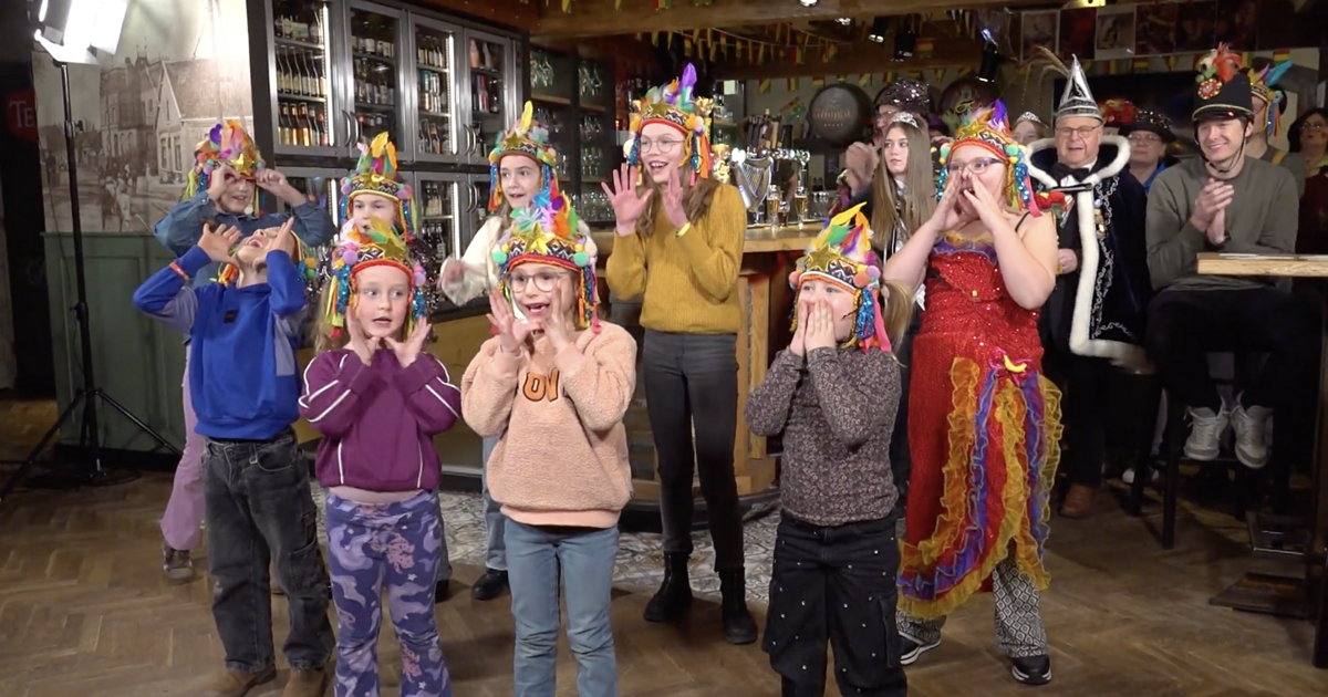 Omnivaere uit Baarlo vieren vastelaovend met eigen lied