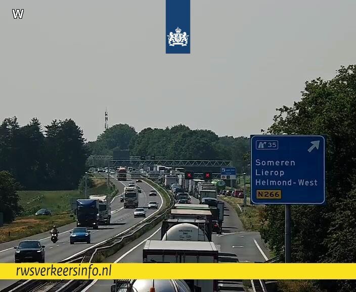 Tot na avondspits vertraging op A67 vanwege ongeval