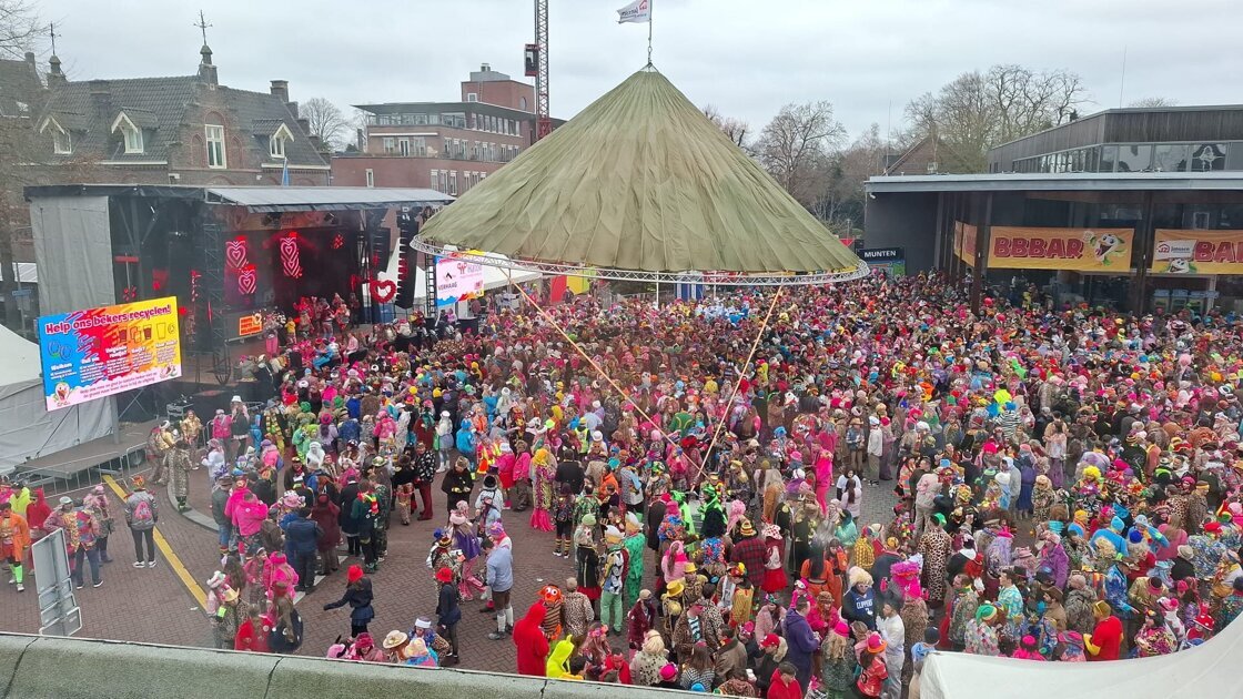LIVE: De Bonte Boete Belaeving in Panningen