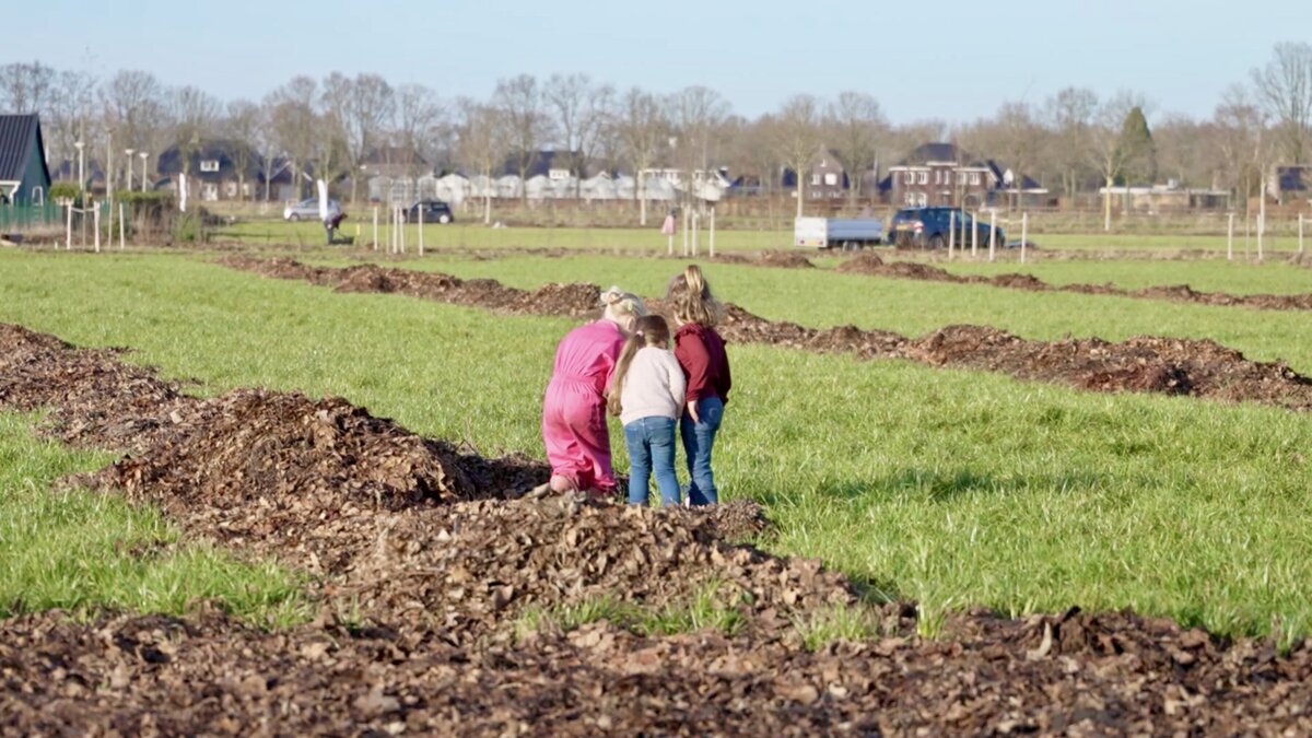 Natuurpark De Kemp plantdag.jpg
