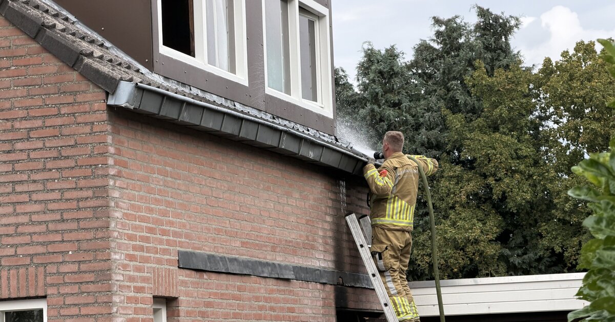 Lamp veroorzaakt flinke brandschade aan woning in Maasbree