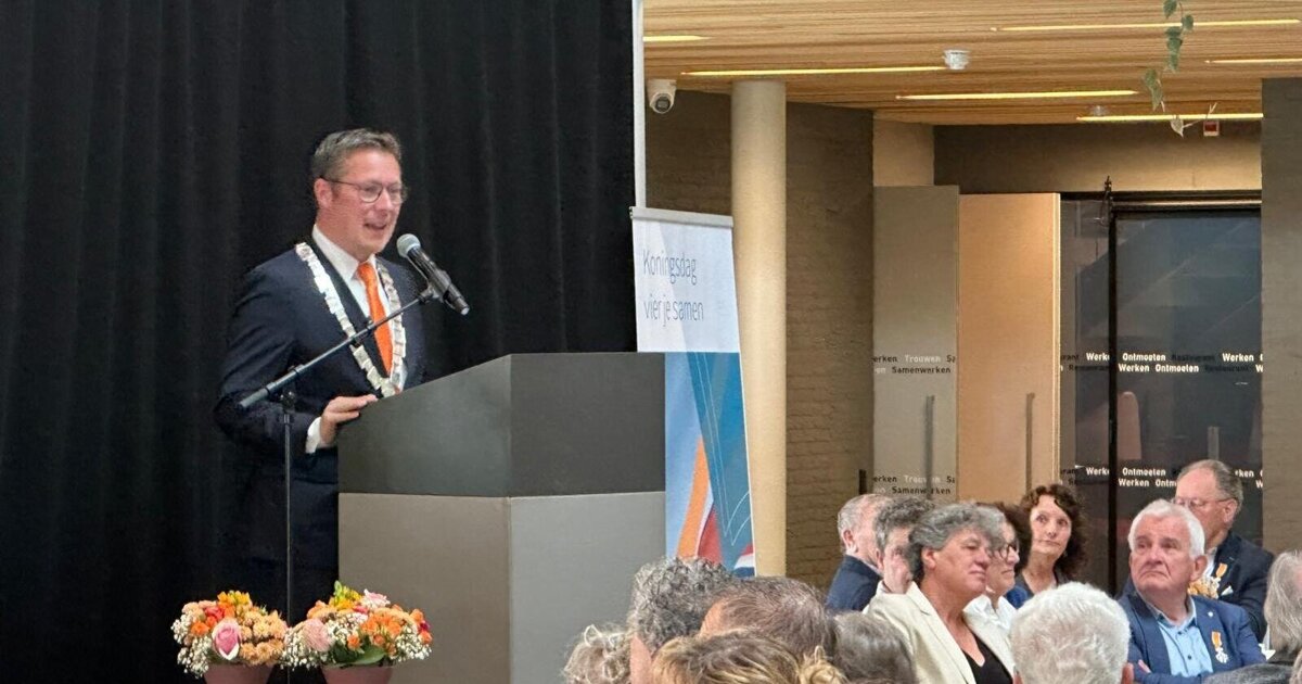 Feestelijke koningsdagbijeenkomst voor gedecoreerden in Peel en Maas