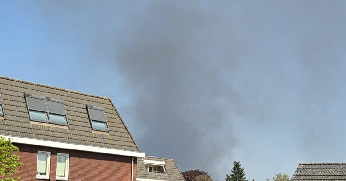 NL-Alert bereikt Peel en Maas na grote brand in Venlo: “Sluit ramen en deuren”