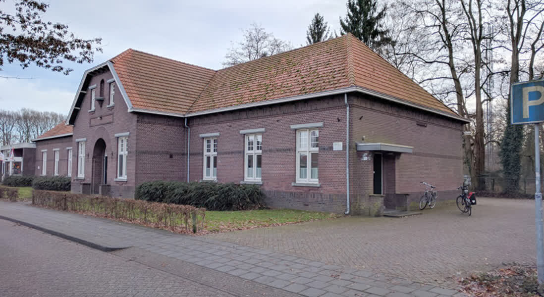 5d65b3dfa6a07af27955ef78551d1217.jpg
