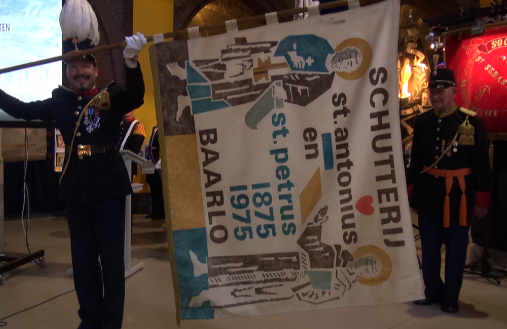 vlag baarlo.png