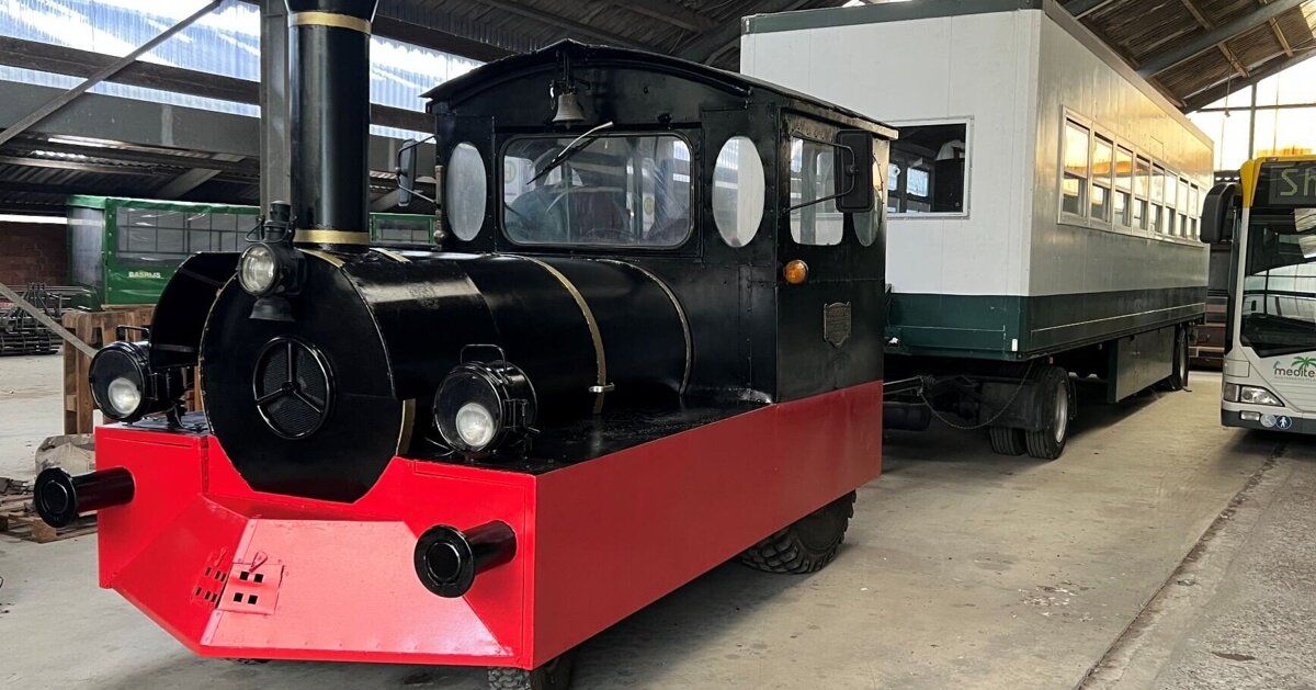 Historische Klimp-Express rijdt weer net over de grens bij Beesel